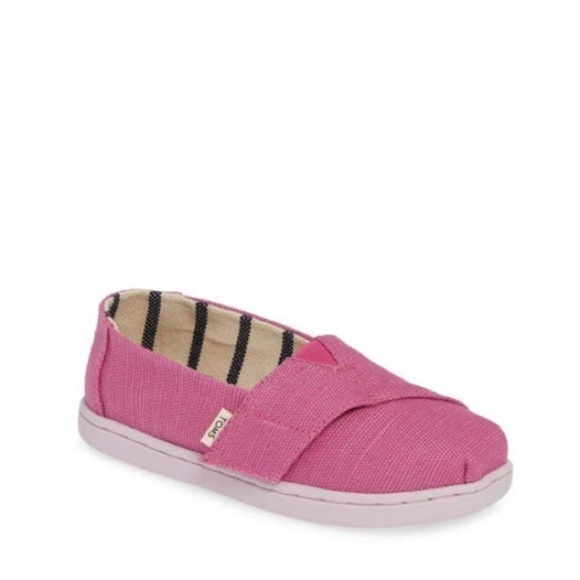 𝅺toms (toddler) - Picture 1 of 5